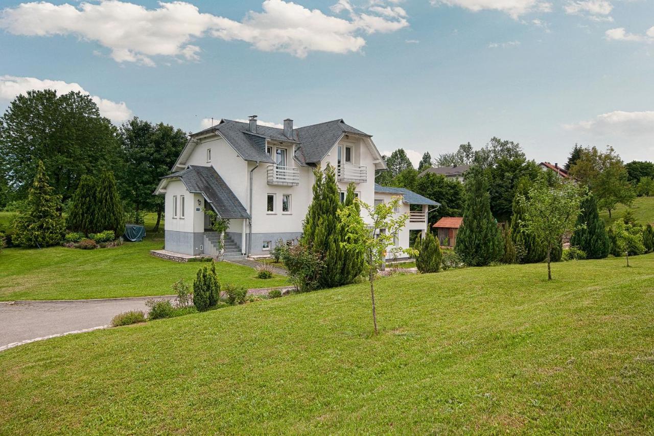 Studio Apartments Kaya Čatrnja Eksteriør billede